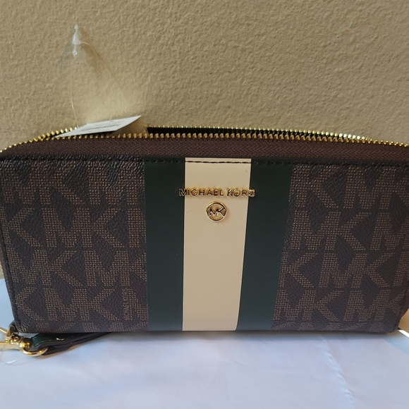 Michael kors wallet - Picture 10 of 15